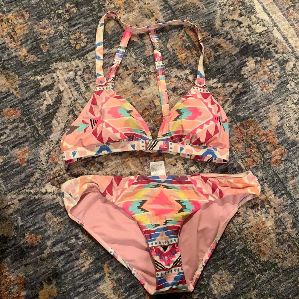 Billabong bikini set size small